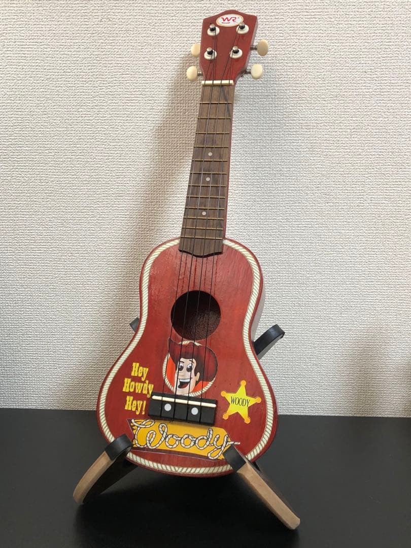 トイストーリー　ウッディラウンドアップ　ギター　ギタースコア　実物大