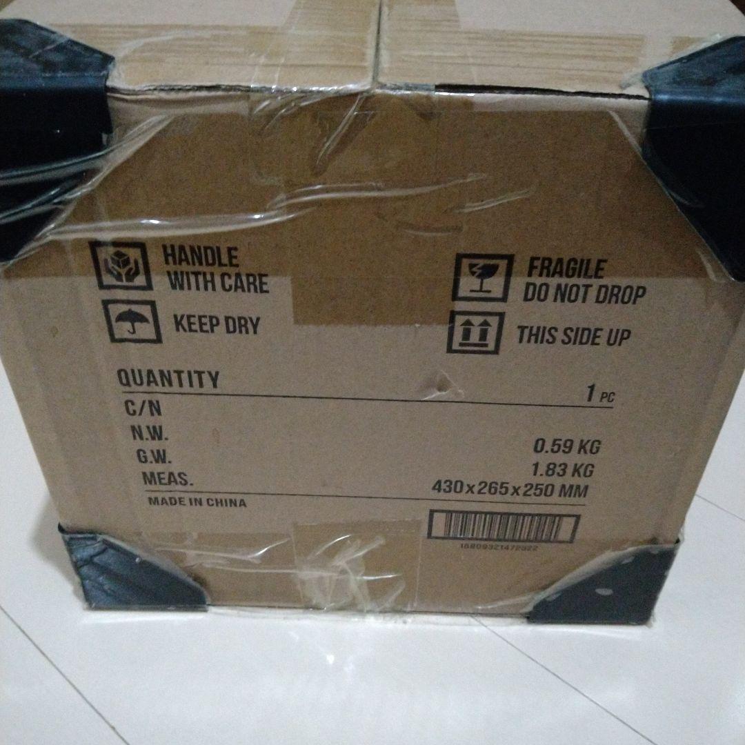 花井祐介 × sacai × Nike フィギュア/ white