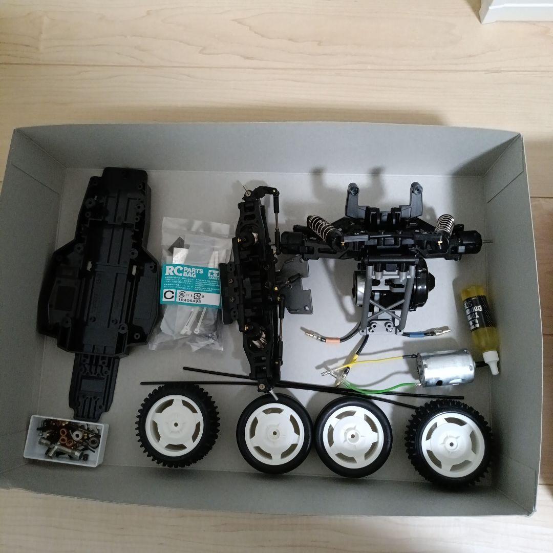 Tamiya DT-04 ファイターネクスジェン 組み立て途中。