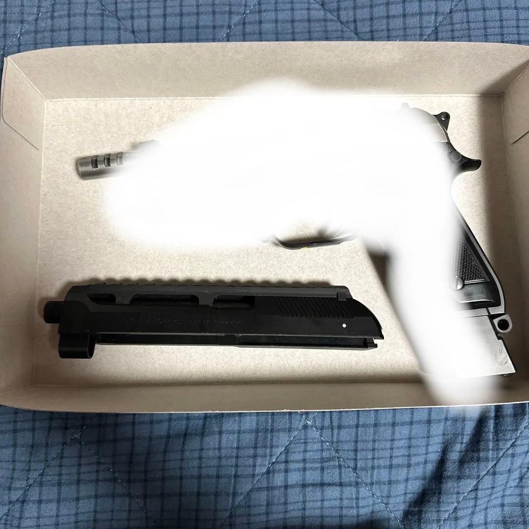 東京マルイ　電動ハンドガン　M93R シルバースライド　一体型マウントレイル付き