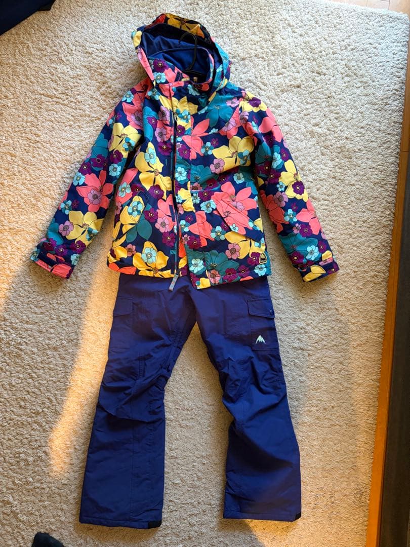 バートン　ガールズ　ウェアLサイズ　 上下セット　150cm-163cm