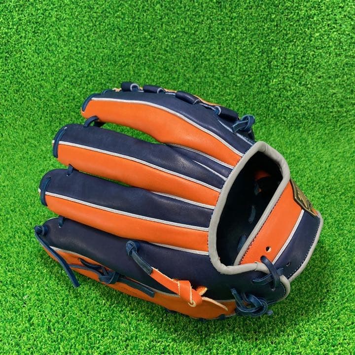 ZETT ゼット　内野手用 硬式グローブ 内野用  右投げ　703