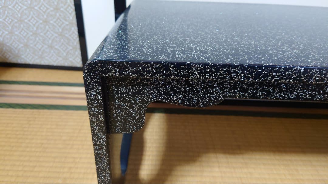 輪島塗螺鈿文机