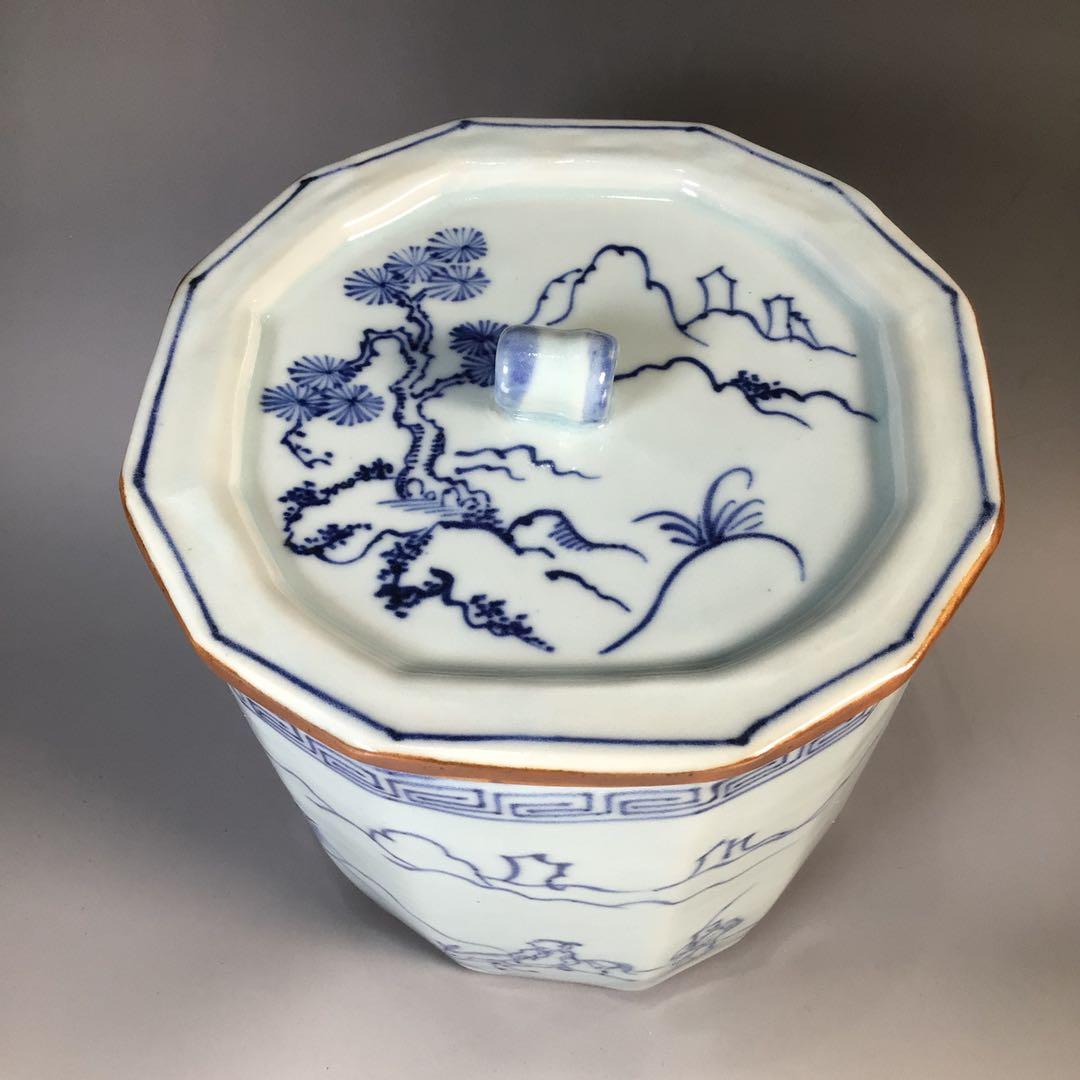 Ｍ７７７　水指　『凌山造』『染付山水人物文』『呉須十二角水指』　共箱　茶道具