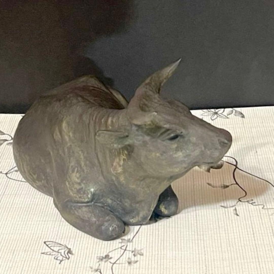 アンティーク　古銅製　牛の置物