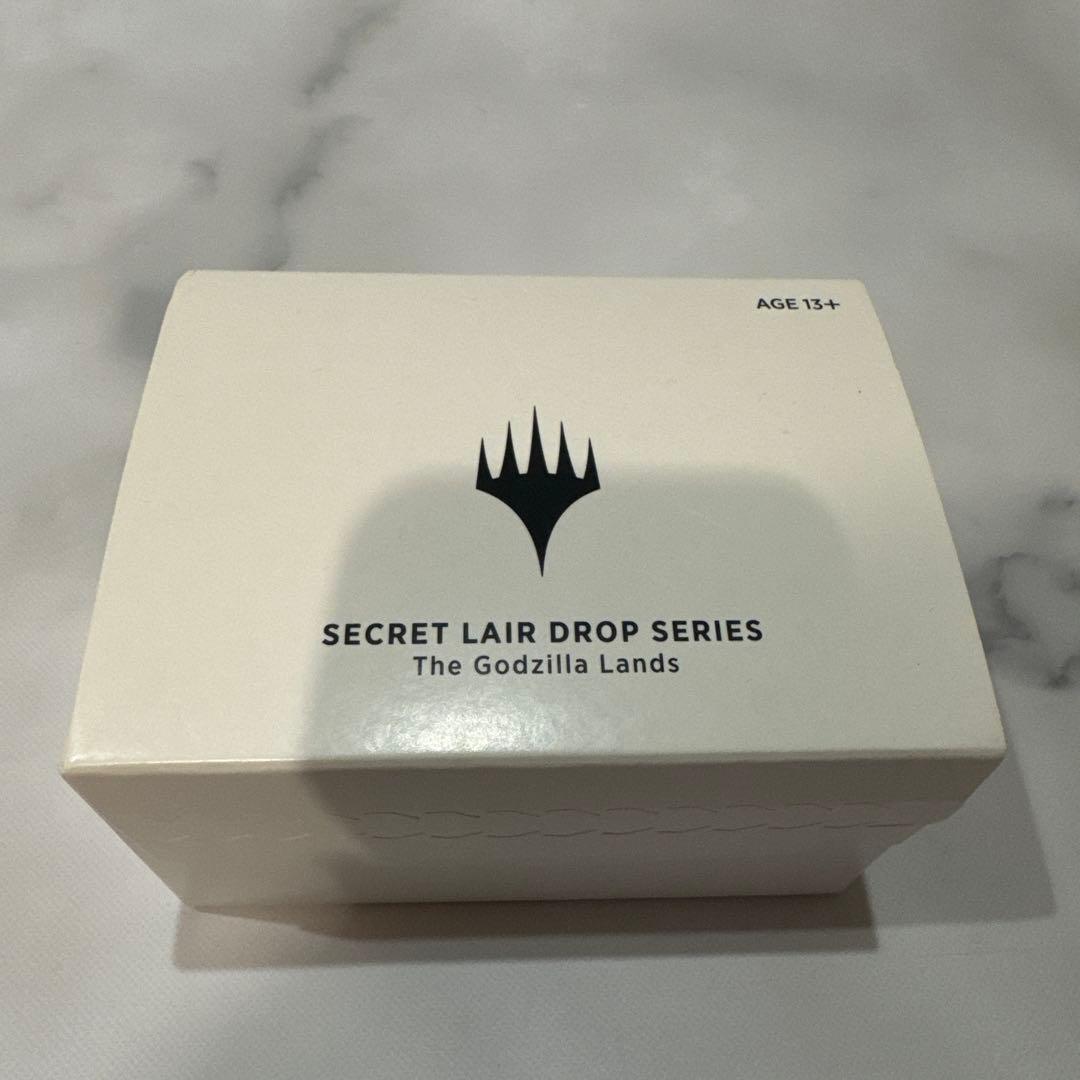 マジック：ザ・ギャザリング foil Secret Lair The Godzilla Lands