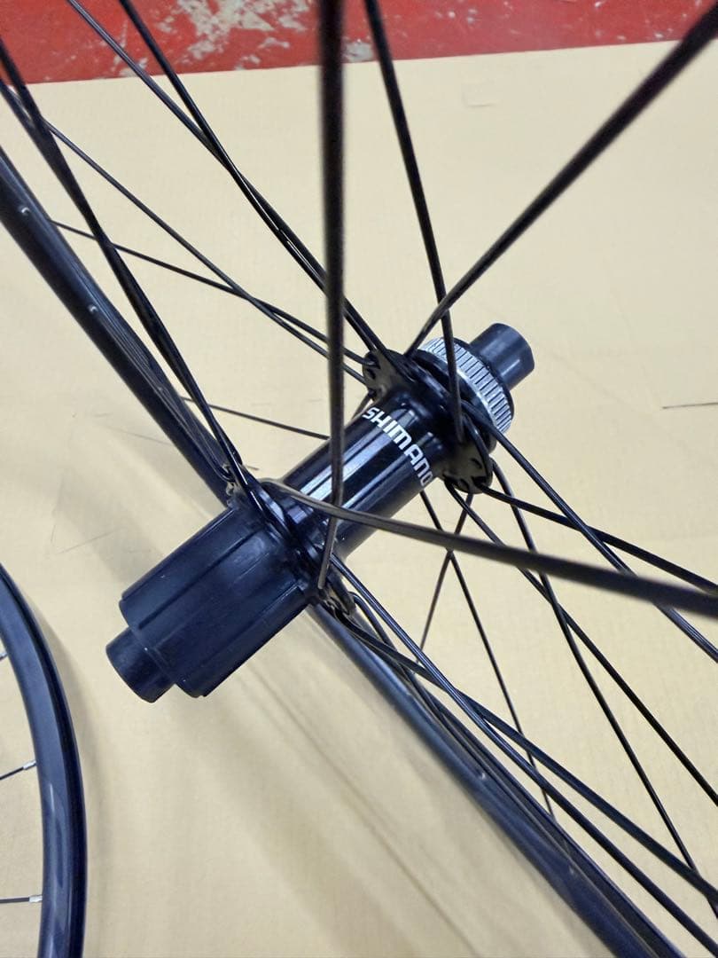 SHIMANO RS171クリンチャーディスク用ホイール