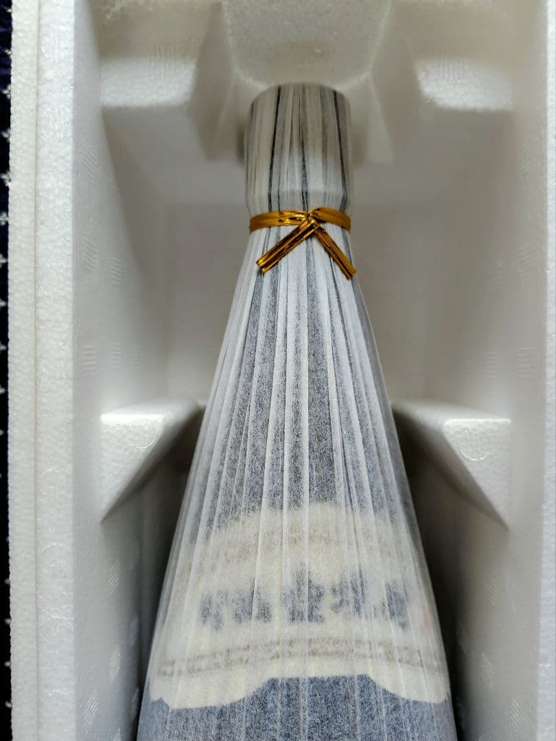 【新品】森伊蔵 1800ml 焼酎　古酒　旧ラベル