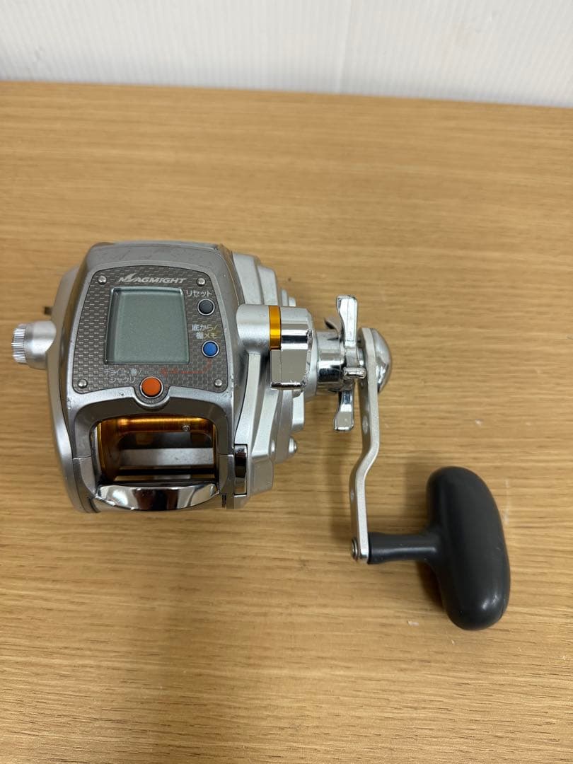 Daiwa SEABORG 400MM 電動リール — 日本製