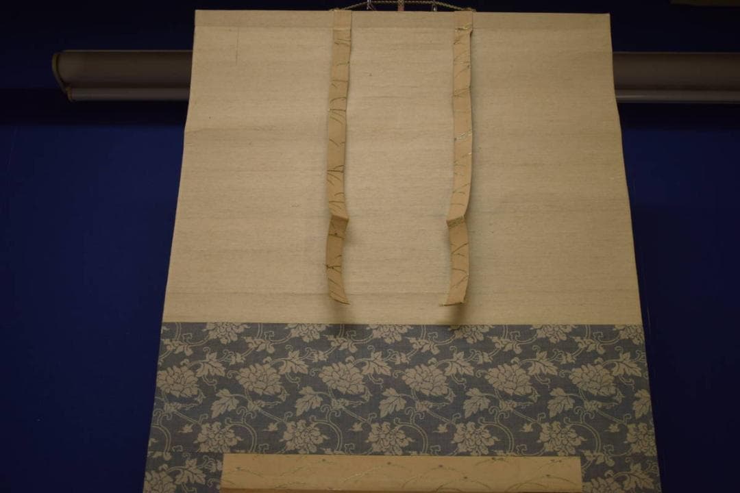 真作/秀文/藤/双鶏図/布袋屋掛軸HI-868