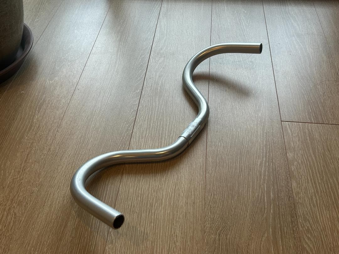 NITTO RM016 マスタッシュバー（シルバー）
