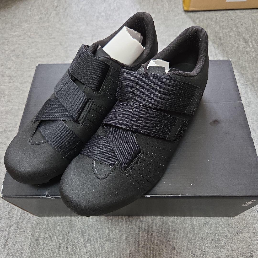 再値下【新品未使用】Fizik R5 パワーストラップ　43 1/2
