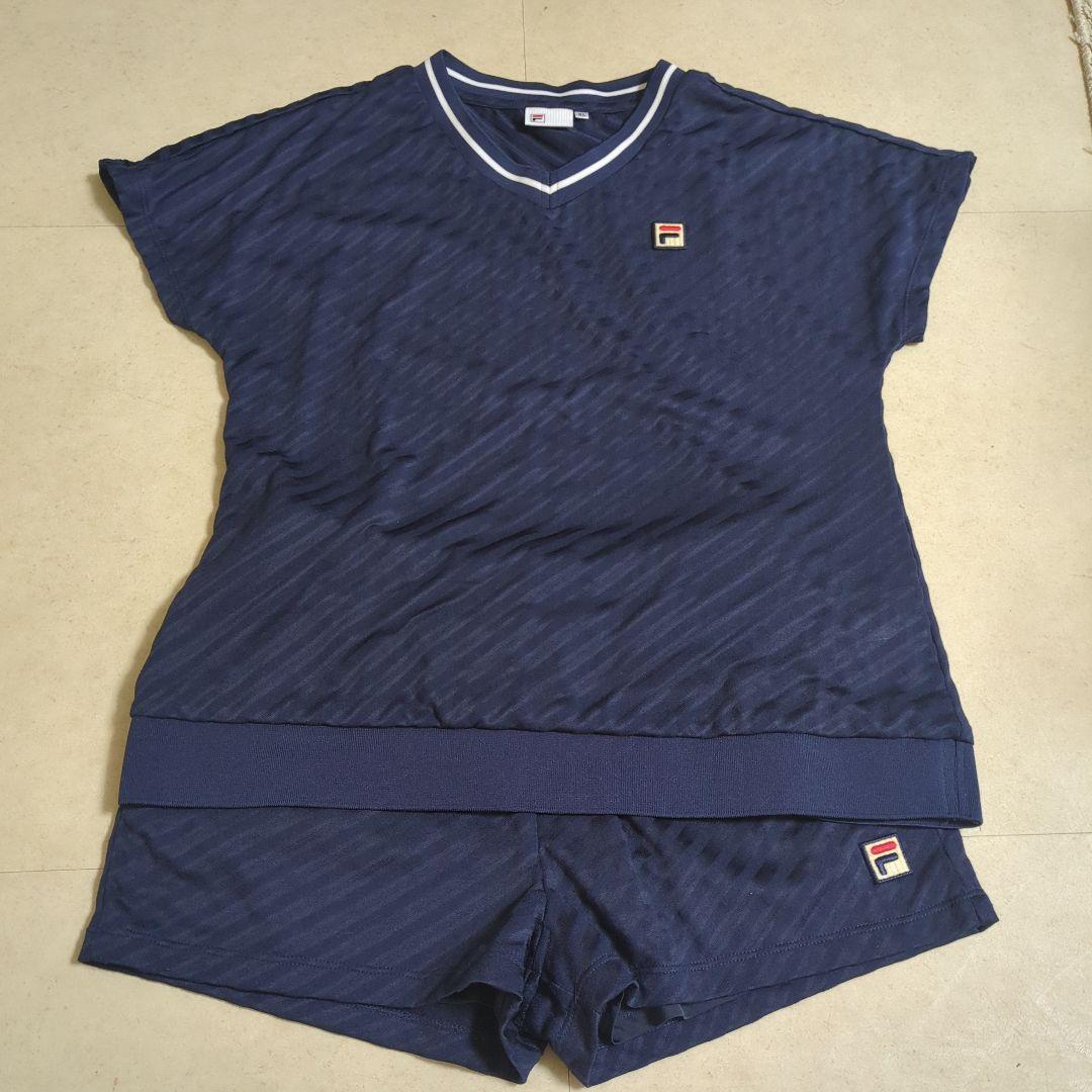 FILA ネイビー シャツ ショートパンツ