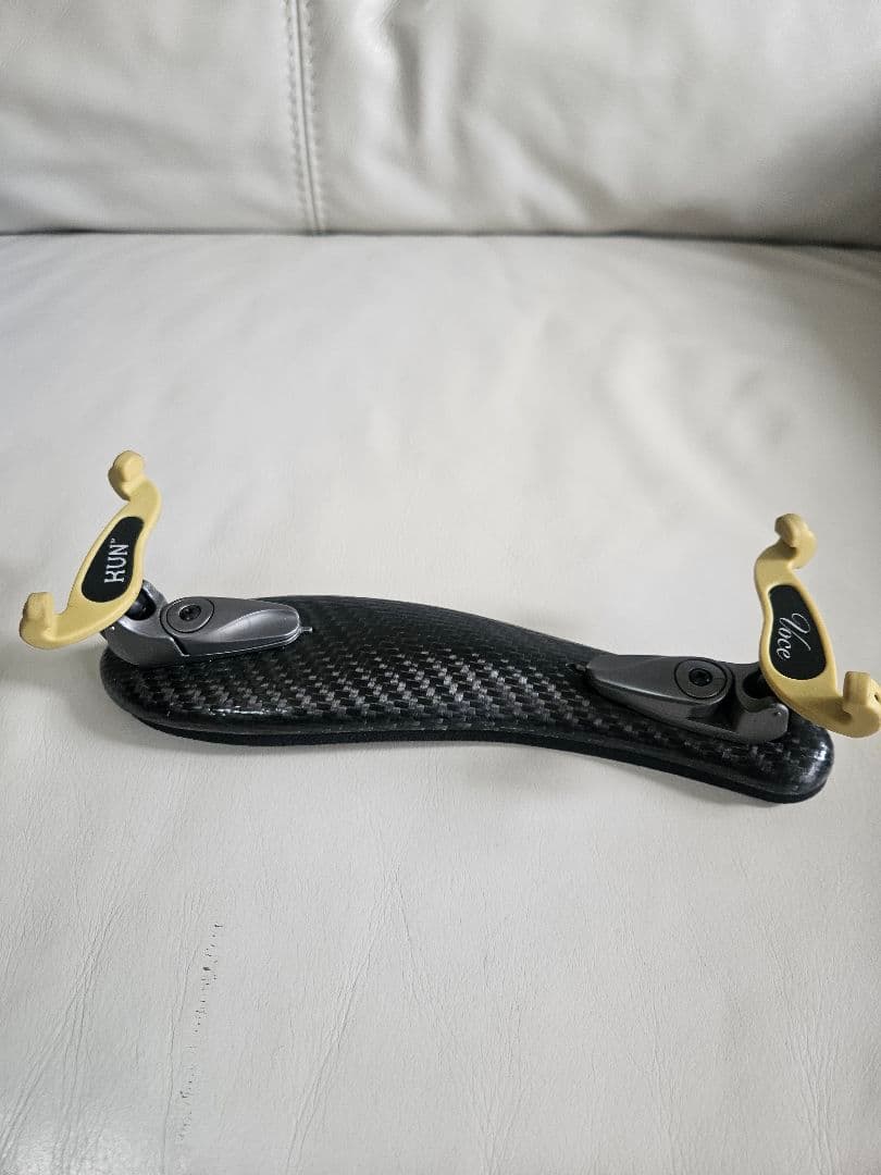 KUN バイオリン用肩当て　Voce