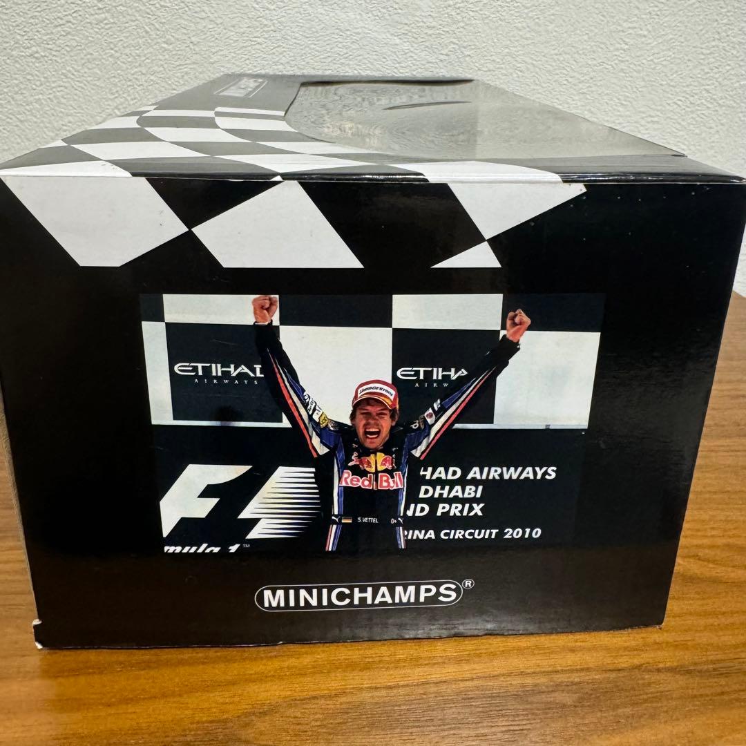 1/18 Red Bull Racing RB6 S.ベッテル