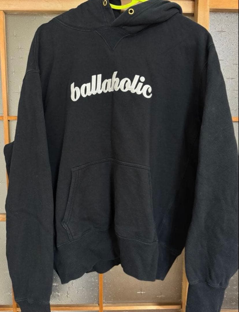 ballaholic フード付きスウェット 黒　刺繍ロゴ　完売品　ブラック