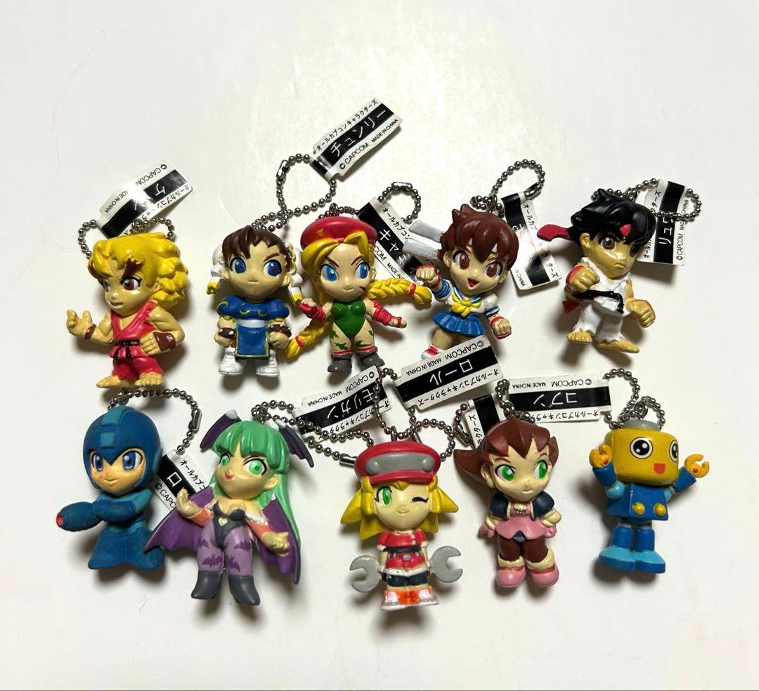 オールカプコンキャラクターズ　ボールチェーンミニフィギュア