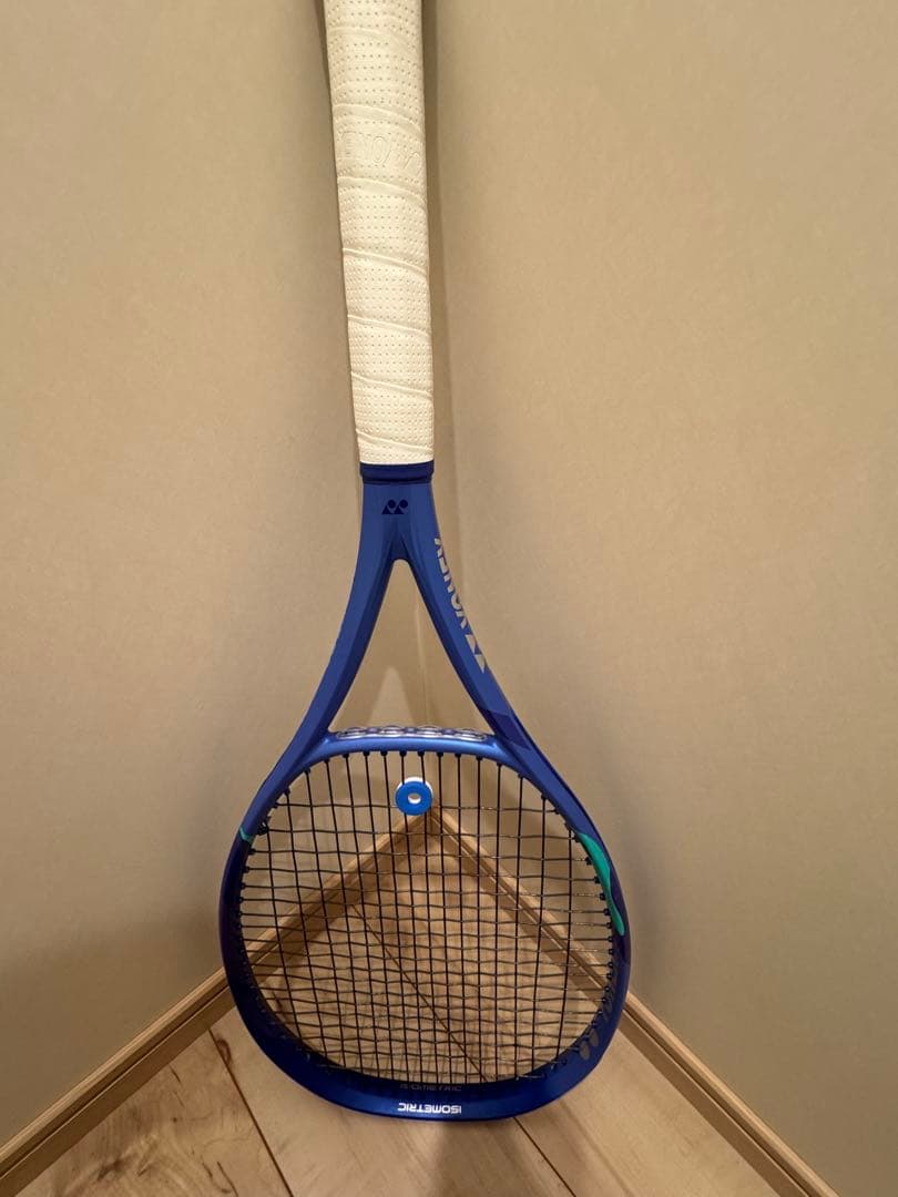 YONEX EZONE 98 テニスラケット 305g、グリップサイズ2