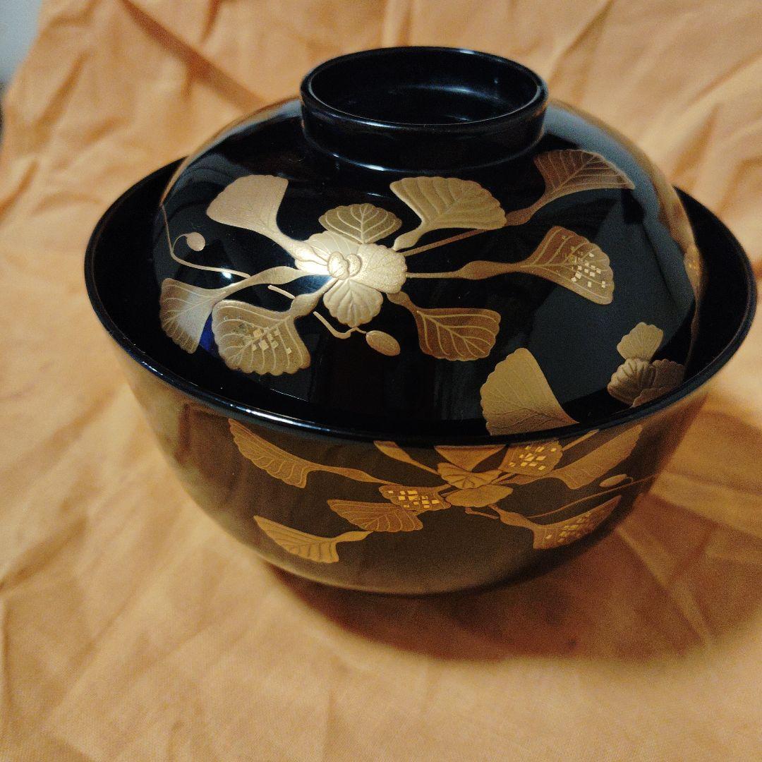 輪島塗、黒い漆器 椀 金色の葉模様5客