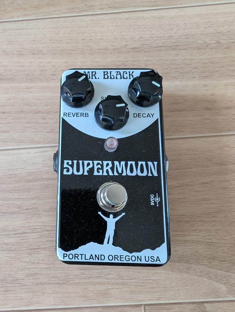 Mr. Black Supermoon リバーブ