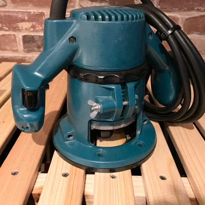 makita (マキタ)ルーター トリマー 3608B