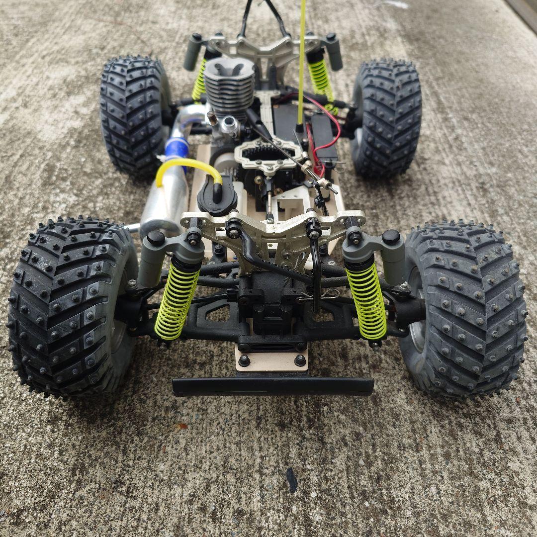 ラジコン　エンジンカー　バギー