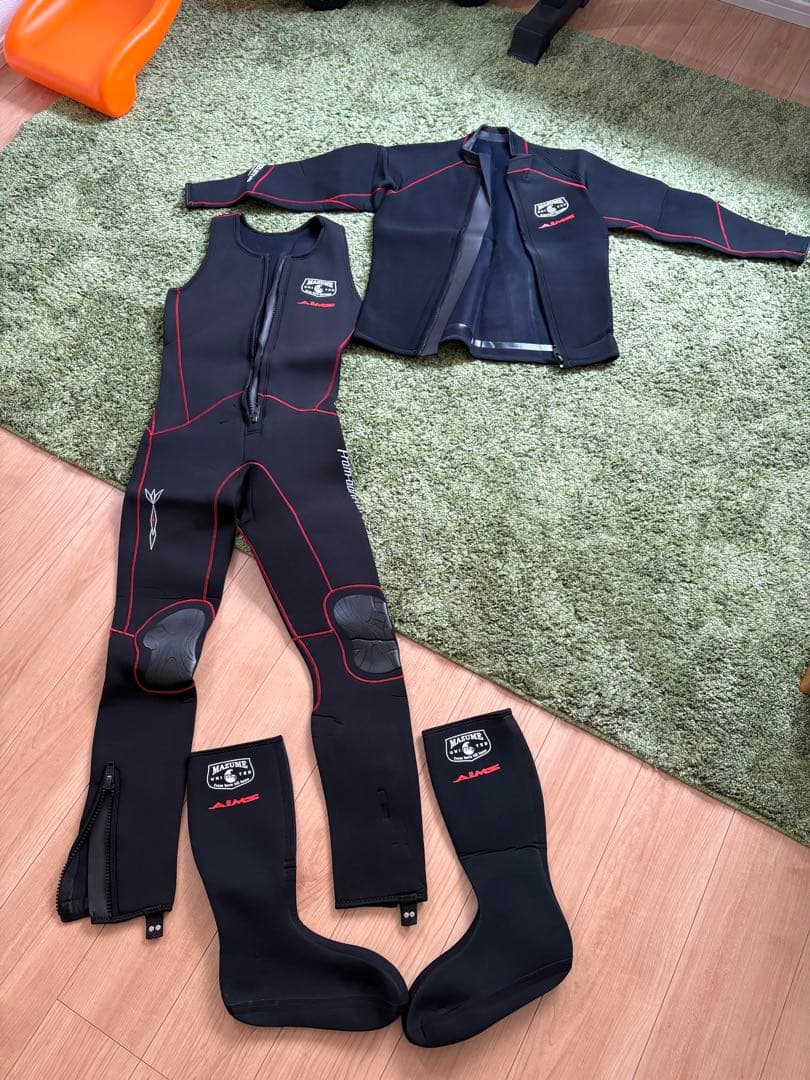 mazume マズメ　ウェットスーツ　Lサイズ　一回着用の美品