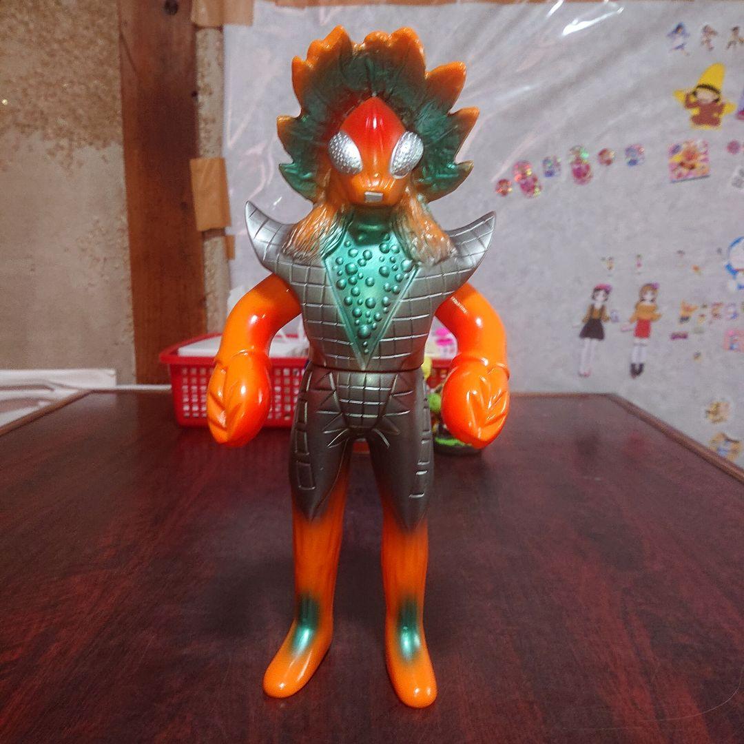 ブルマァク/ギロン人 ソフビ