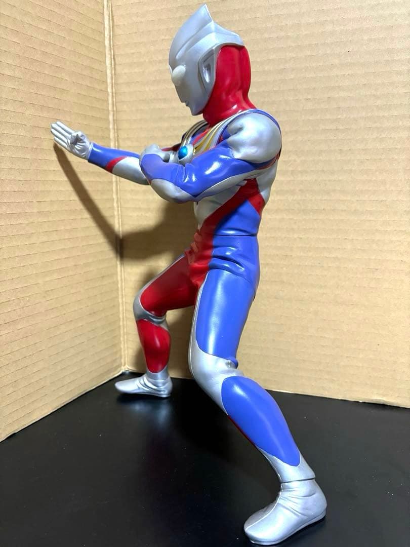 ビッグサイズソフビ3種　ウルトラマンティガ　マルチタイプ　グリッター　イーヴィル