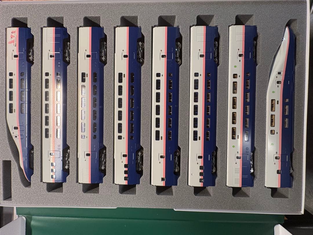 KATO E4系新幹線「Maxとき」8両セット Nゲージ