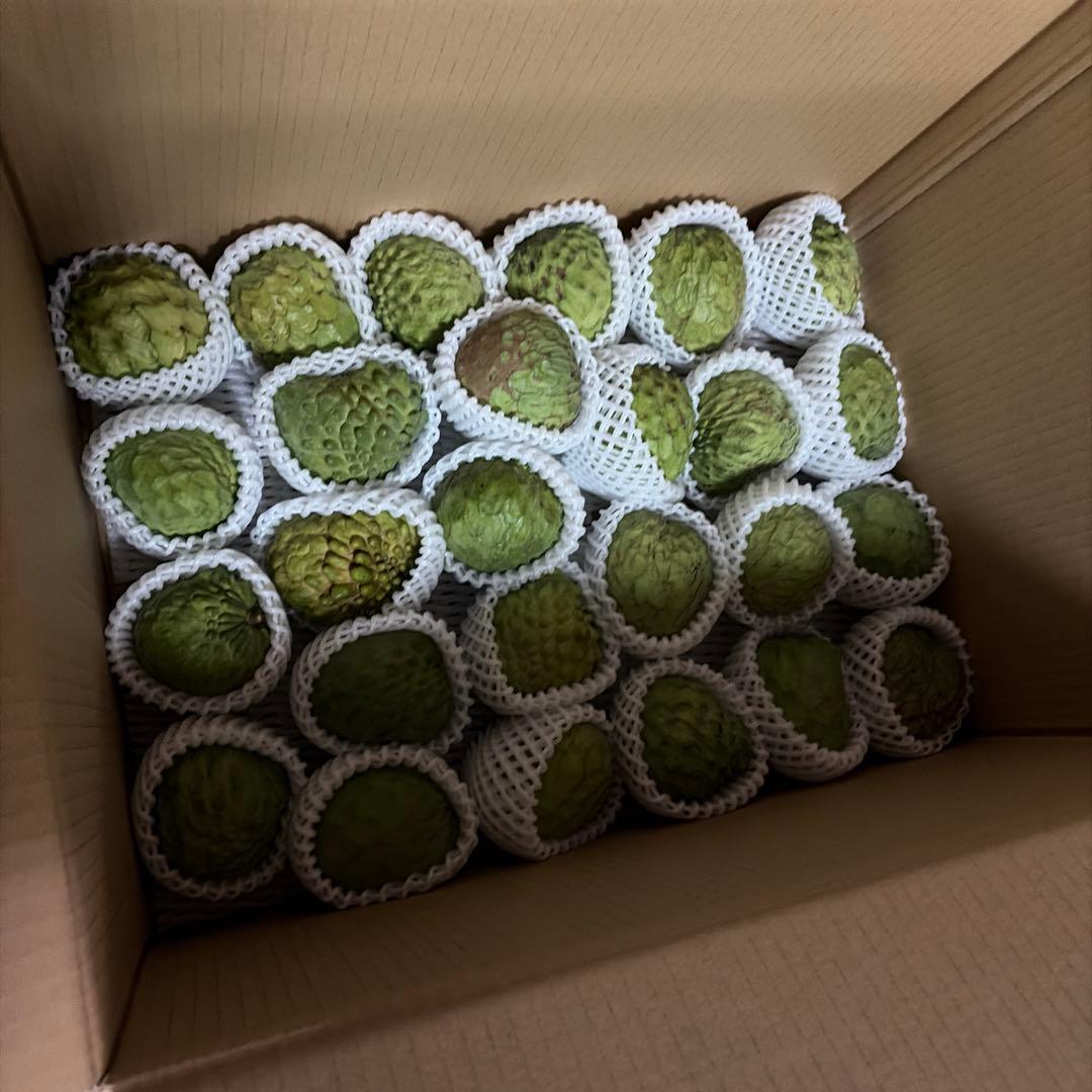 箱番号5.アテモヤ道の駅規格サイズ150g以上を6kg〜　9000円