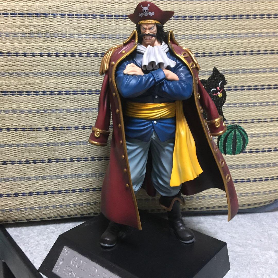 ワンピースコールドロジャーのフィギュアです