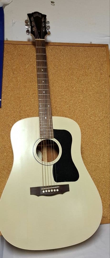 Guild D-25 アコースティックギター クリーム