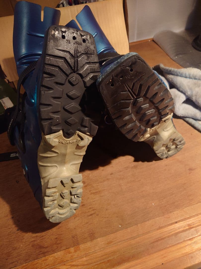 SCARPA テレマークスキー用ブーツ 青27-26.5
