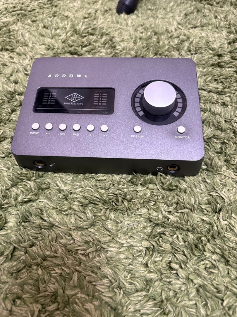 ARROW オーディオインターフェイス