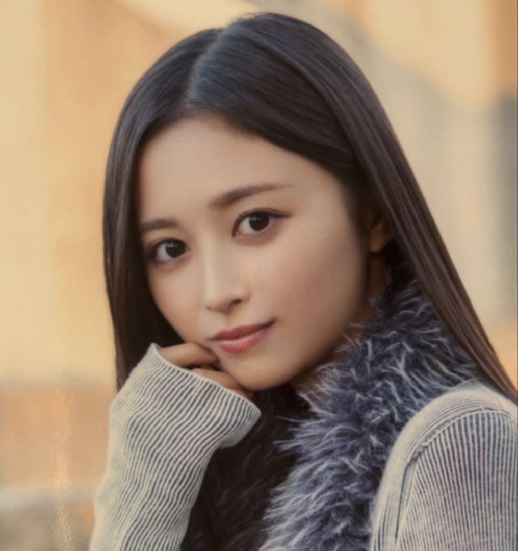 【サイン入り】乃木坂46 井上和 相対性理論に異議を唱える 生写真