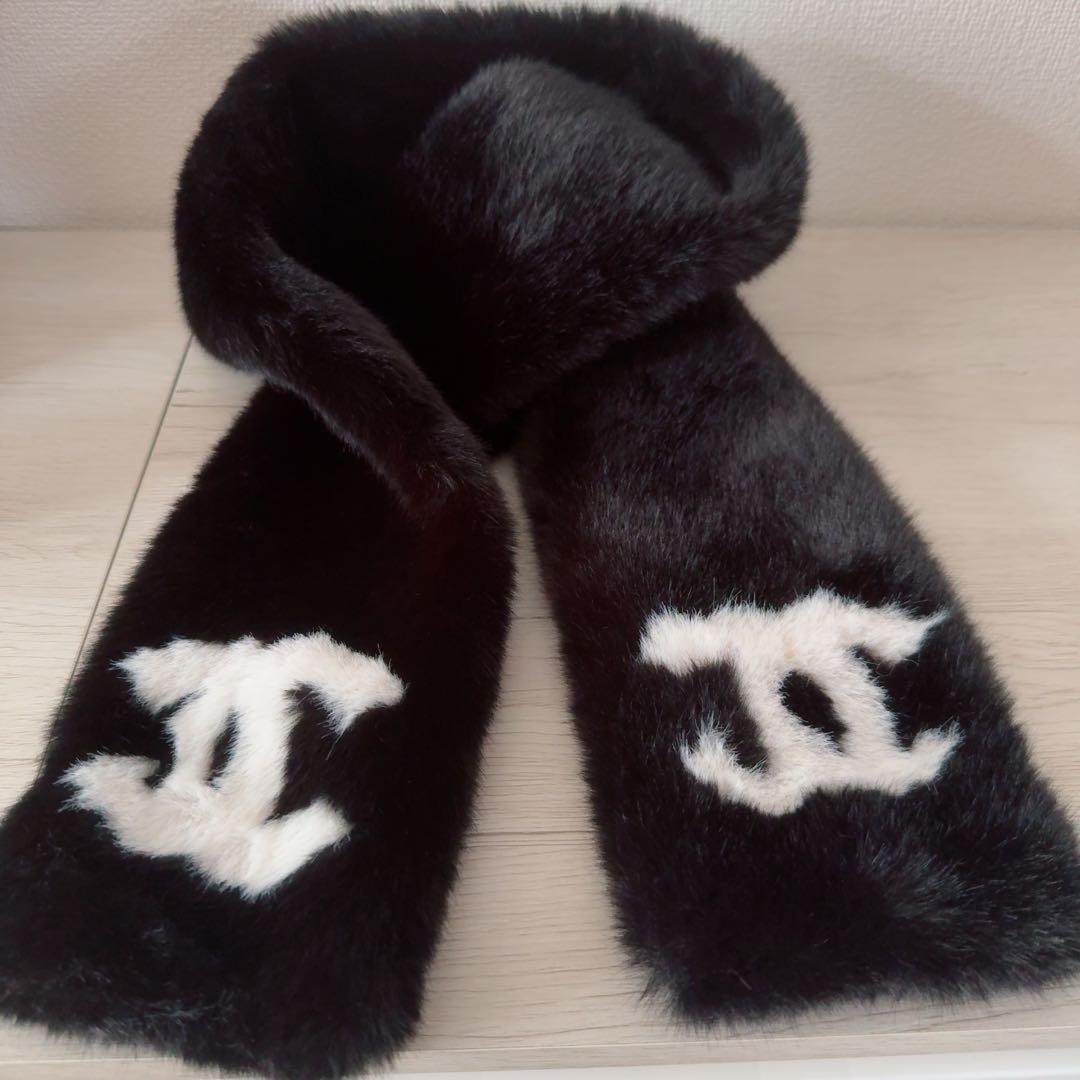 CHANELノベルティ マフラー ファー もこもこ ロング