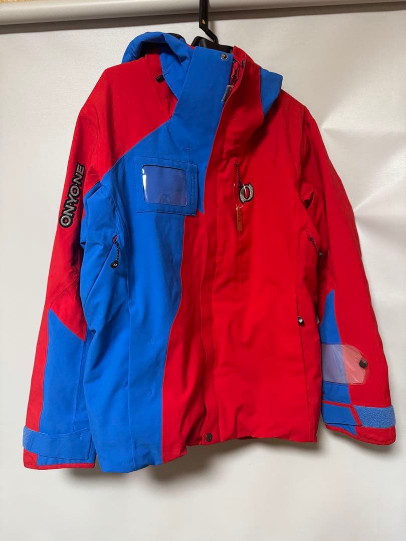 ONYONE XHyglaterスキーウェア 赤青セット