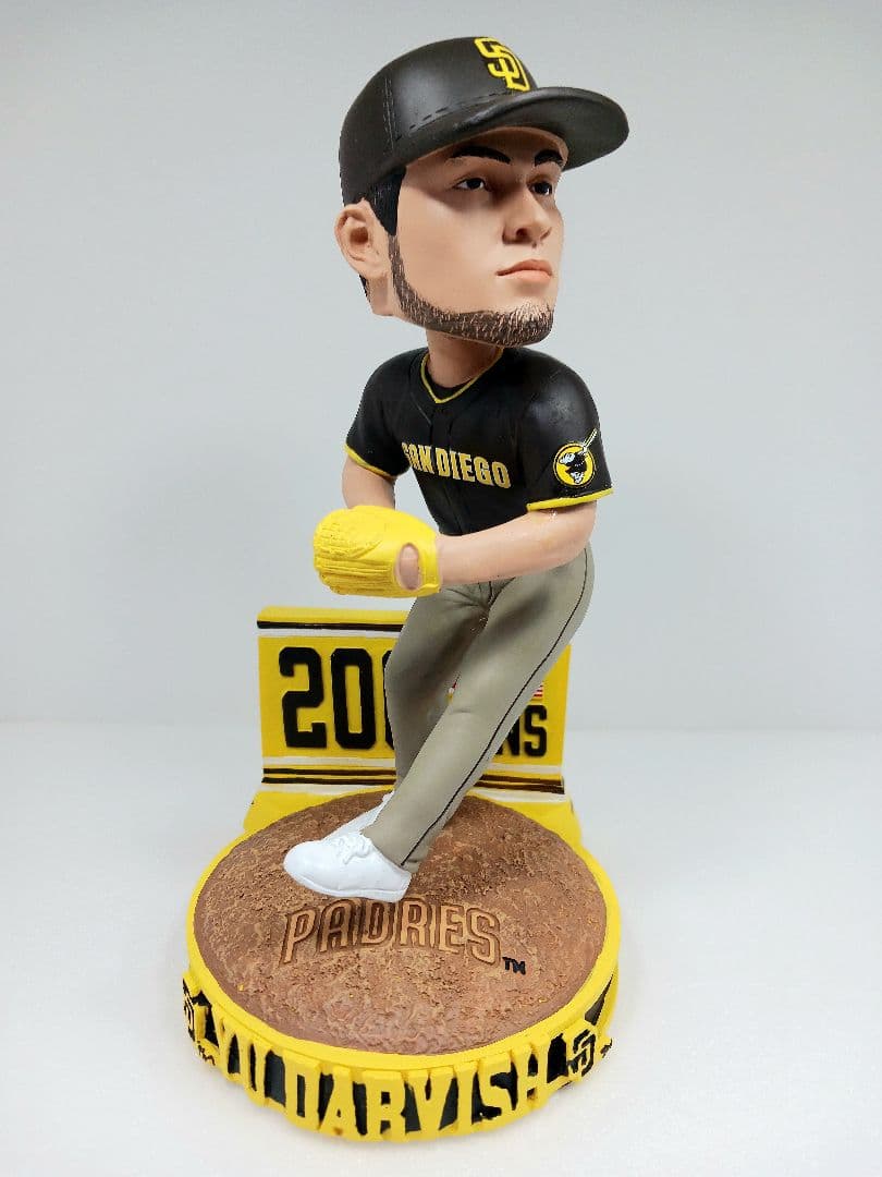 foco パドレス ダルビッシュ有 200勝記念 ボブルヘッド フィギュア