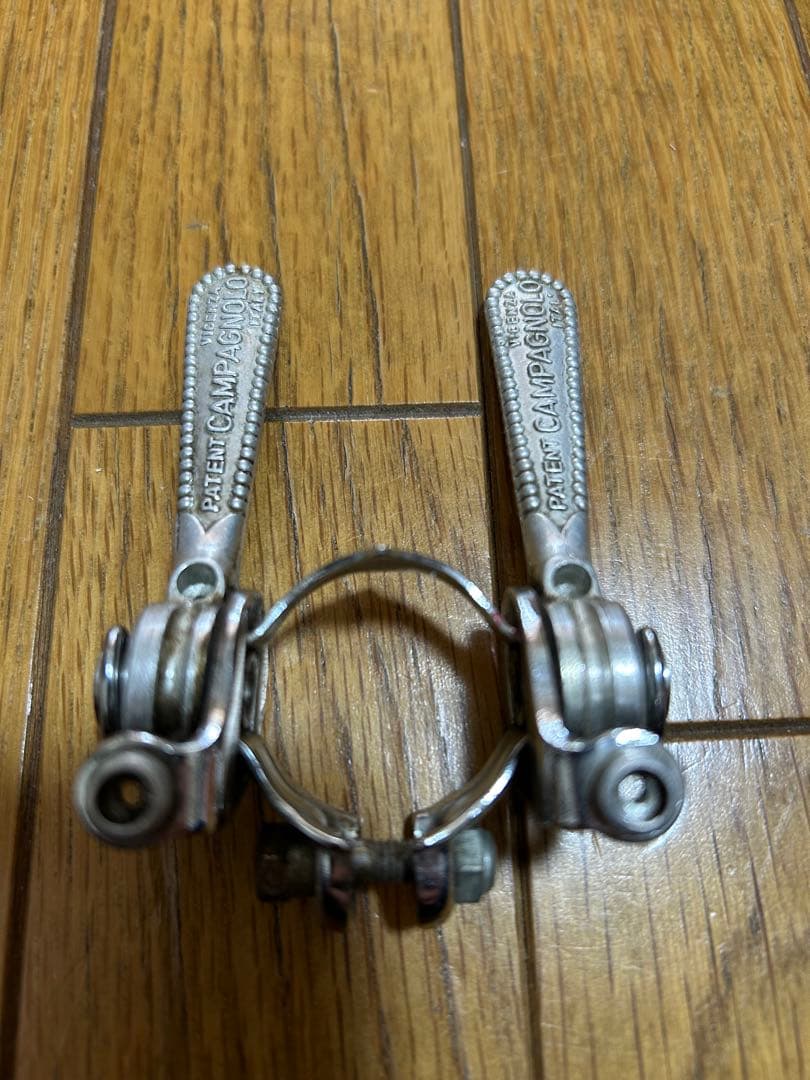 カンパニョーロ　ダブルレバー