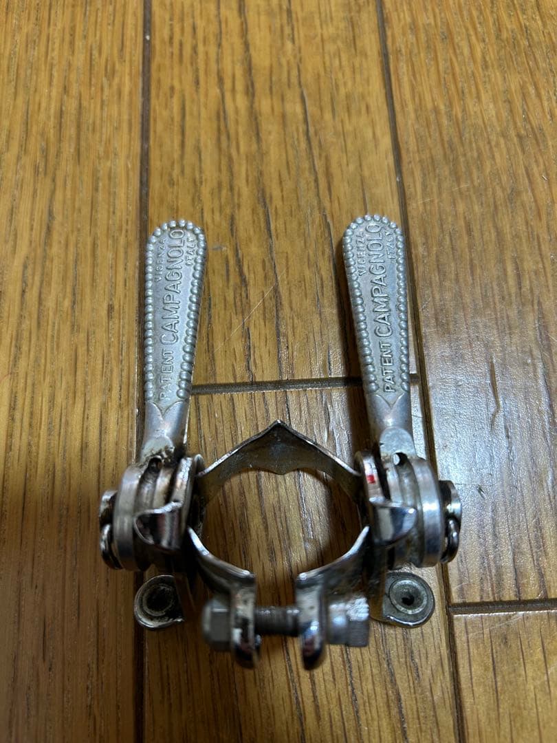 カンパニョーロ　ダブルレバー