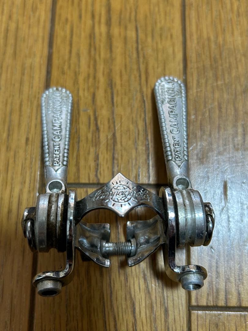 カンパニョーロ　ダブルレバー