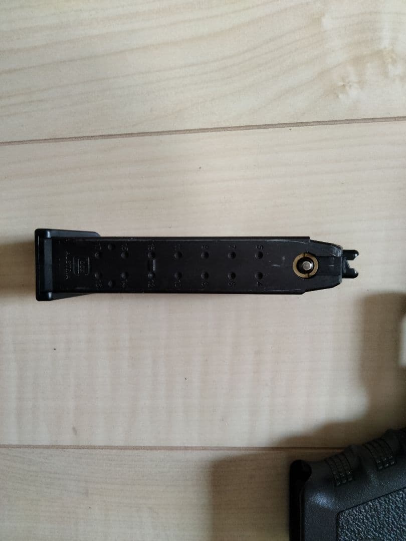 東京マルイ　GLOCK 18C 　ガスブローバック　ハンドガン