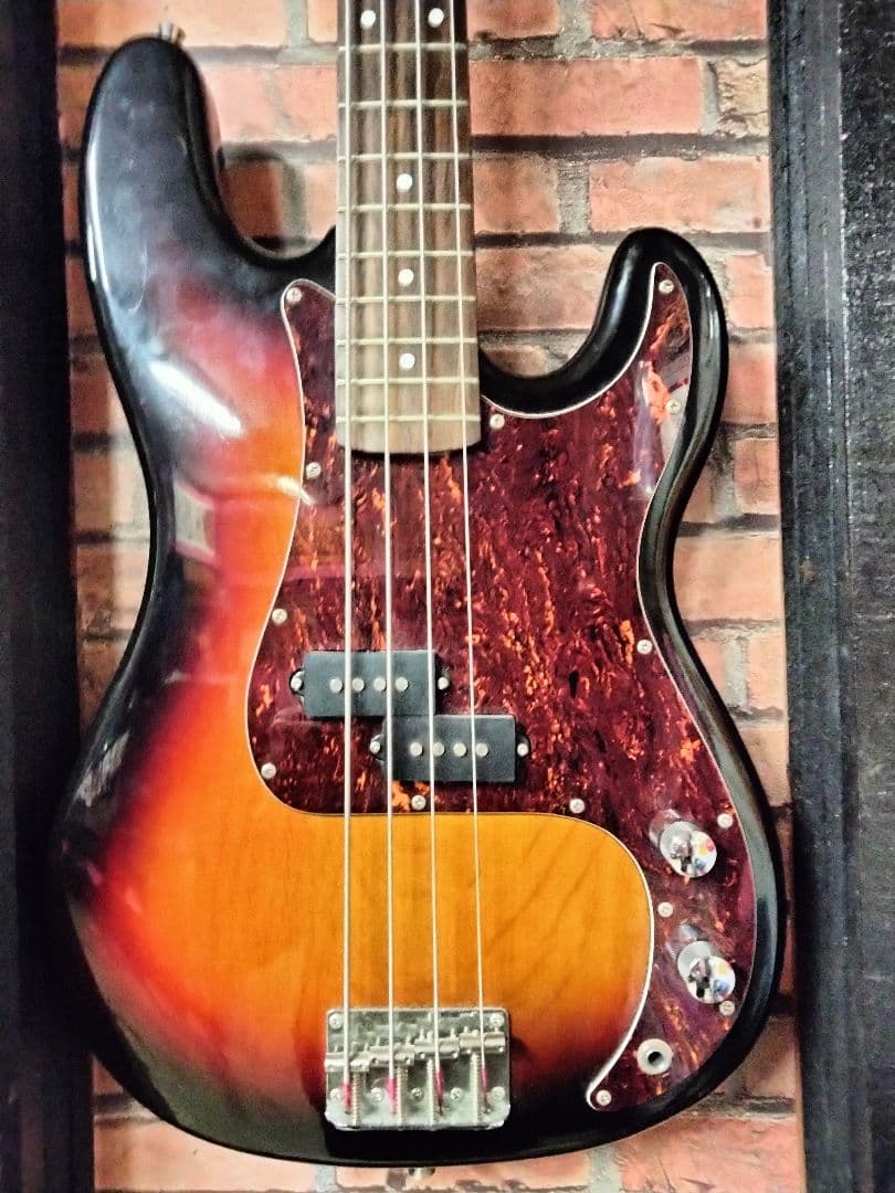 送料無料！Photo Genic/フォトジェニック/エレキベース/美品