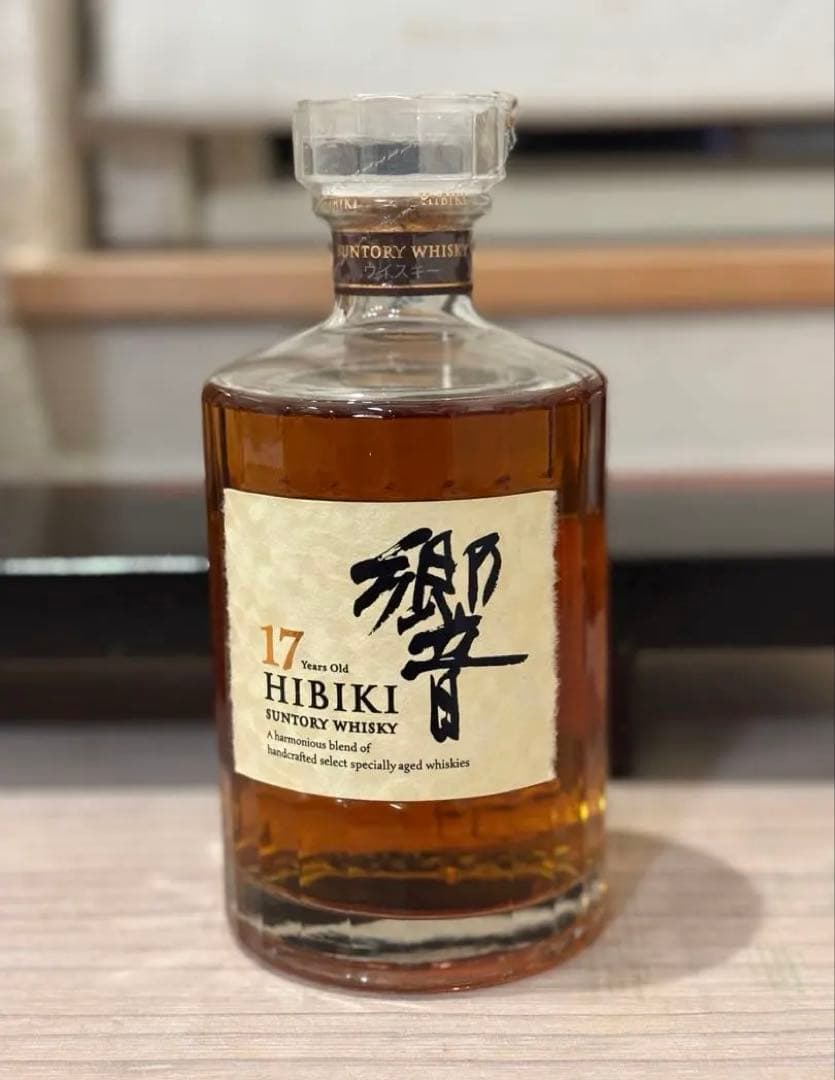 サントリー ウイスキー 響17年 700ml 未開封品