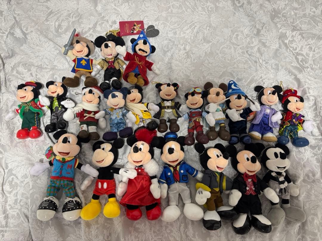 ミッキー ぬいぐるみバッジまとめ売り