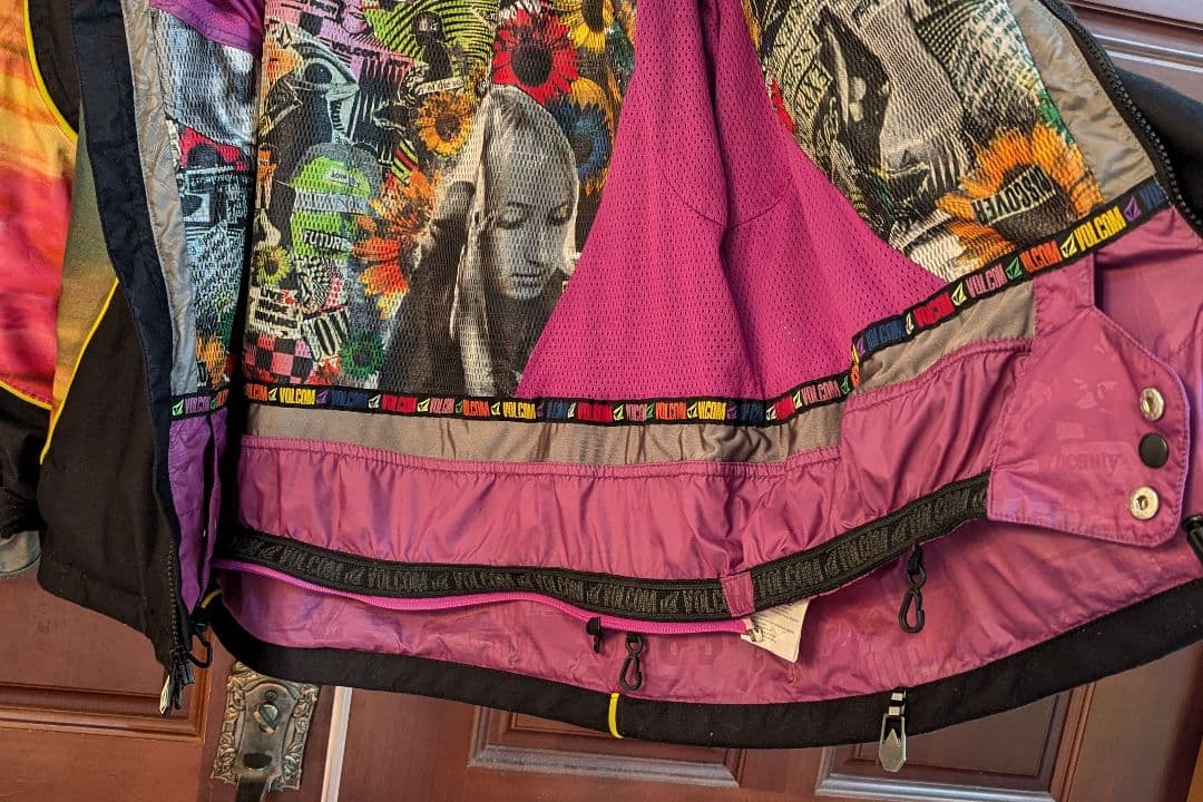 VOLCOM スノーボードジャケット Lサイズ