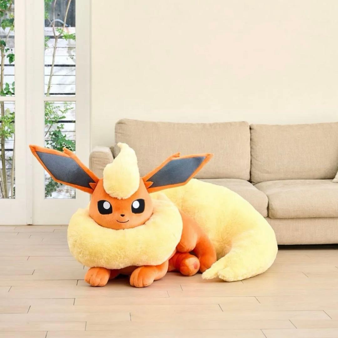 ぬいぐるみ 等身大ブースター 寝そべり 新品未使用品