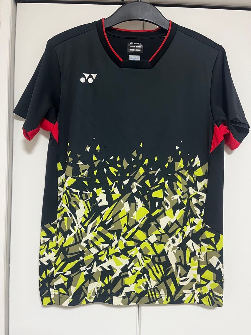 バドミントン　日本代表 2023年　ユニフォーム 幾何学模様