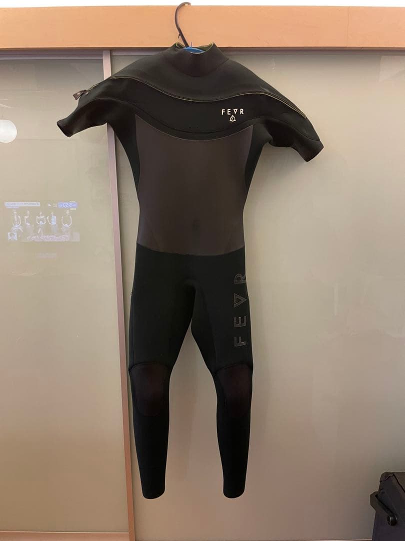 【最終値下げ】FEVR ブラック シーガル ウェットスーツ　ML相当